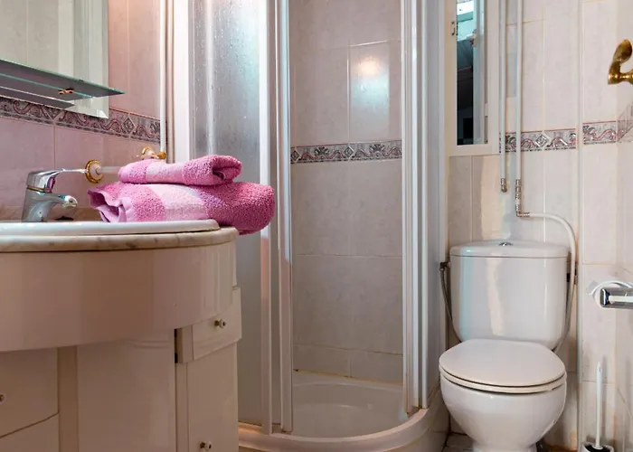 El Nido De Cigueenas Appartement *